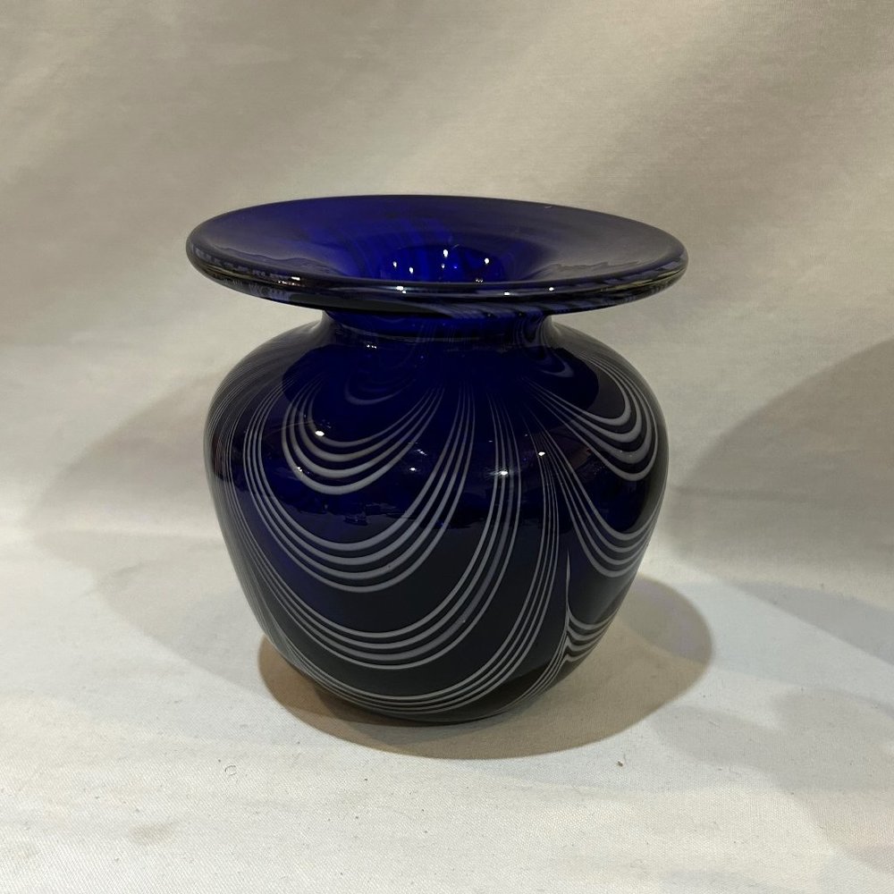 Vintage Turkish Pasabahce Art Glass Pulled Feather Vase 4" Cobalt Blue